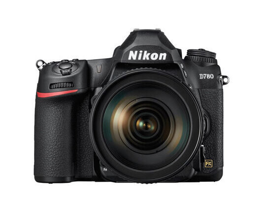 Nikon D780 AF-S 24-120mm F4.0 G ED VR - 3 Jahre CH Garantie
