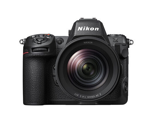 Nikon Z8 24-120mm F4.0 S - 3 Jahre CH Garantie